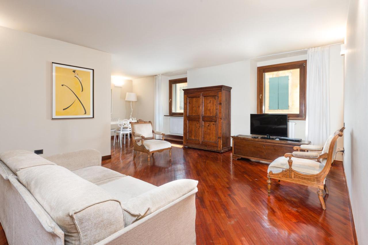 Cozy 2 Bedroom In The Heart Of Verona Buitenkant foto